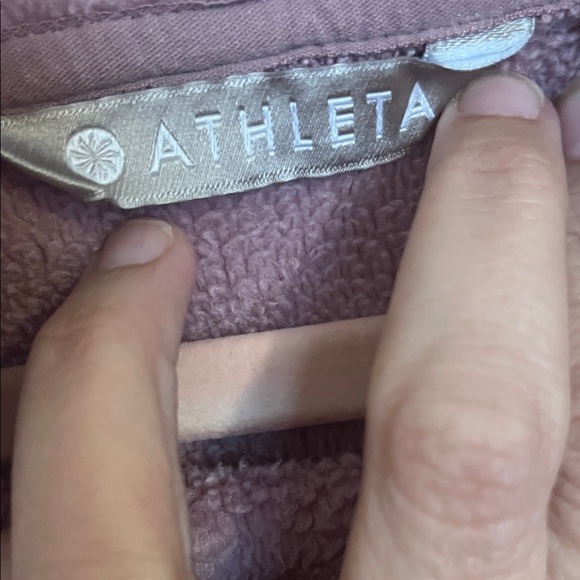 Athleta Mauve Hoodie size M with hood and draw string - Picture 2 of 9